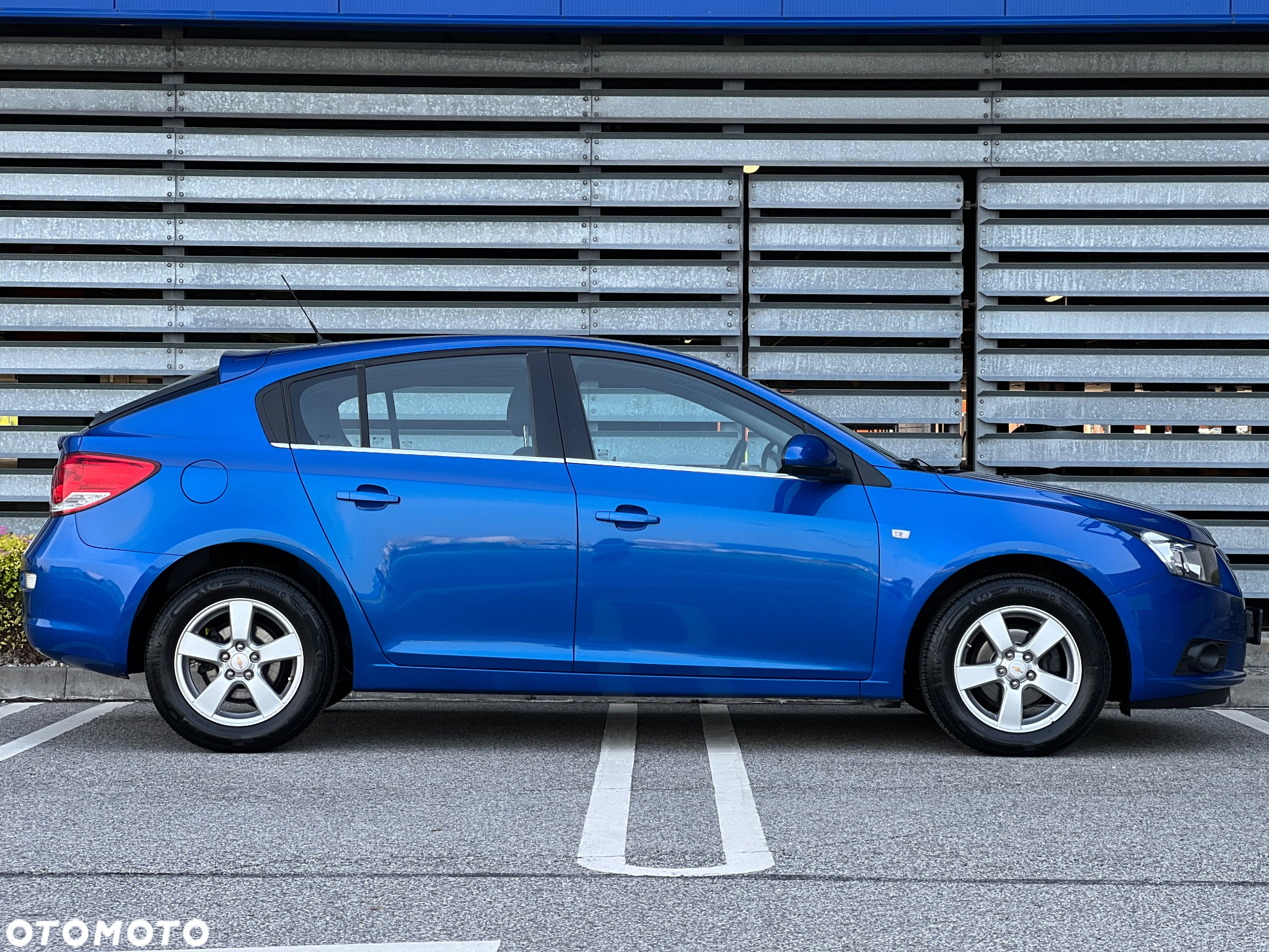 Chevrolet Cruze 1.6 LS+ - 6