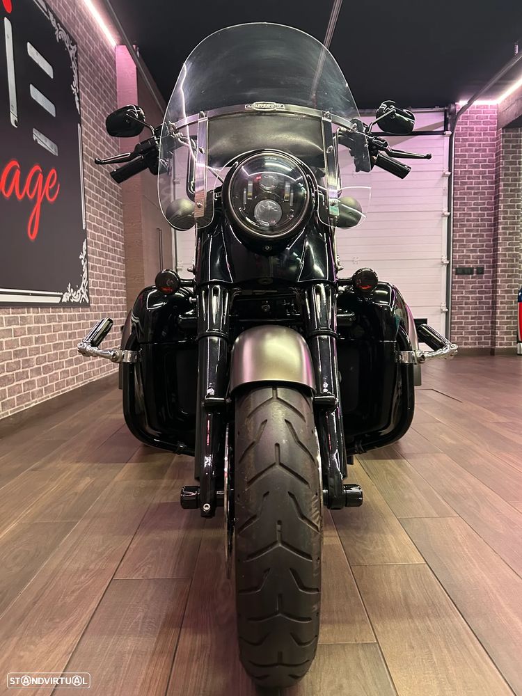Harley-Davidson FLT FLRT FREEWHEELER - 11