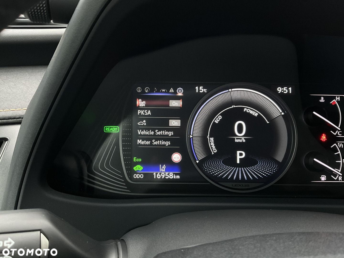 Lexus UX 250h GPF F Sport Design 2WD - 22