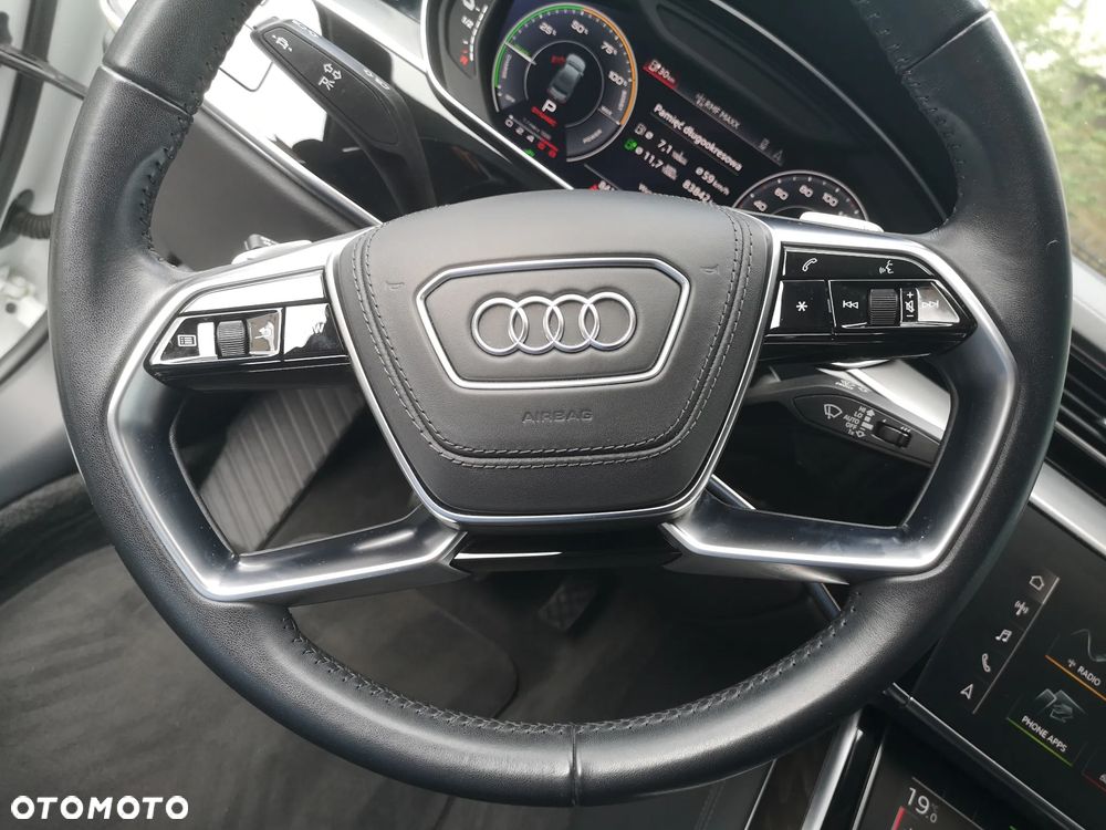 Audi A8 L 55 TFSI quattro tiptronic - 11