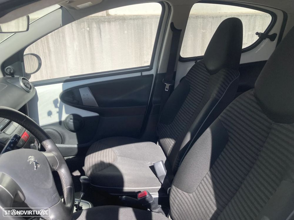 Peugeot 107 1.0 Active 2-Tronic - 6