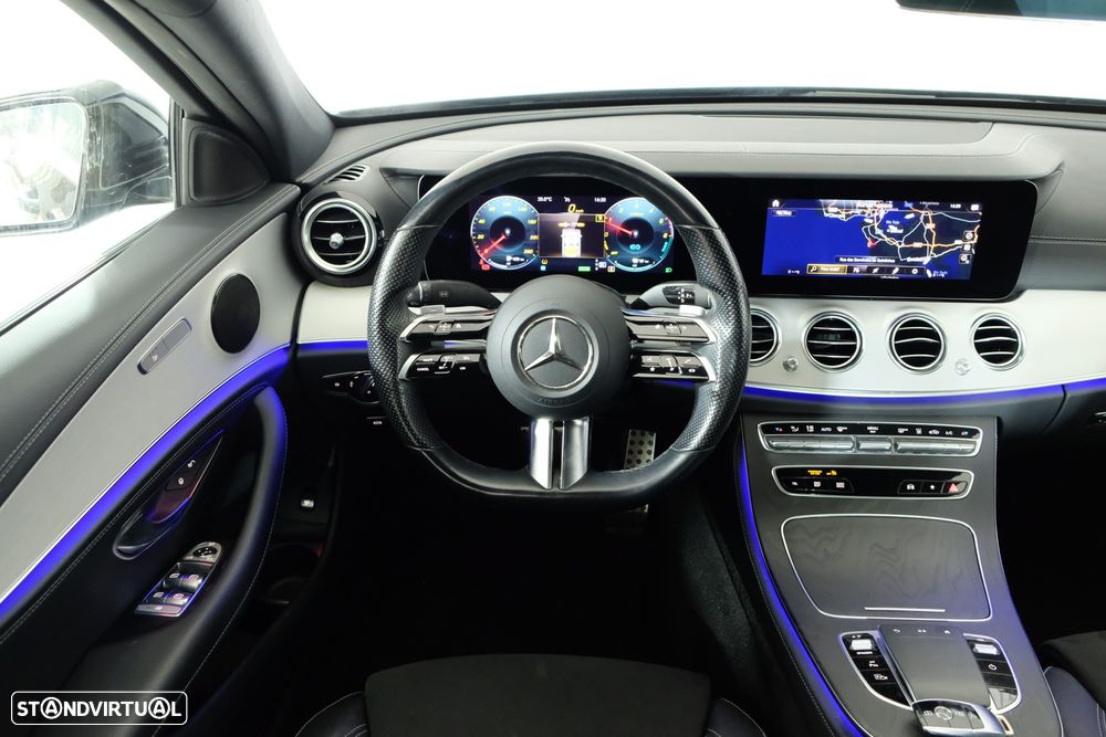 Mercedes-Benz E 300 de AMG Line 4Matic - 19