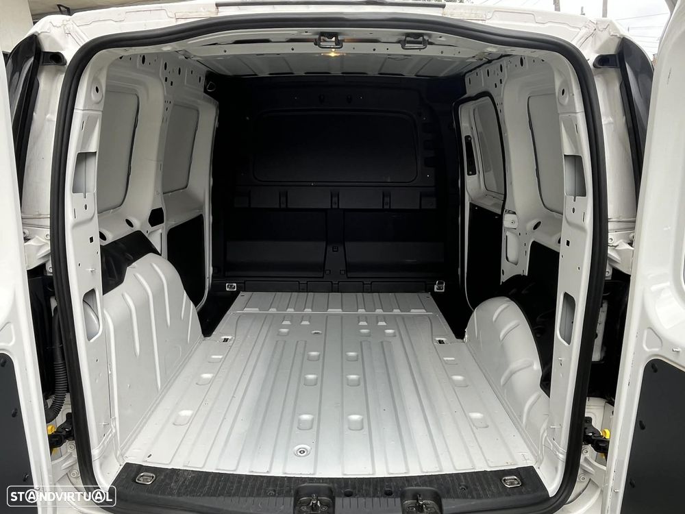 VW Caddy Cargo 2.0 TDi Business 102cv - 32