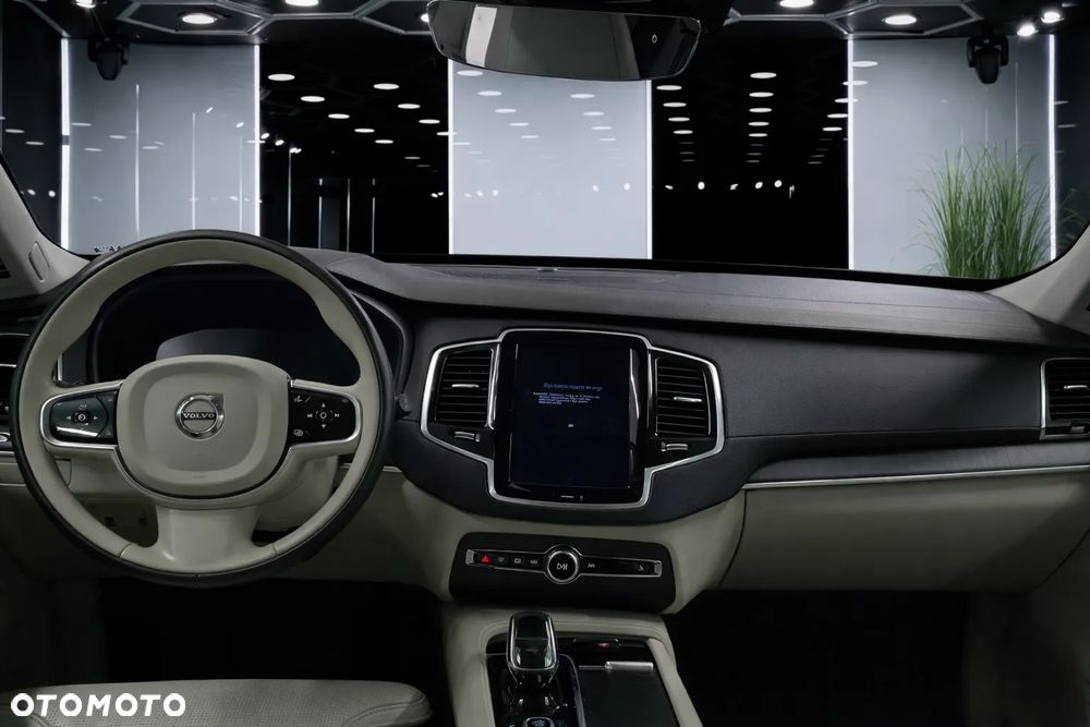 Volvo XC 90 B5 D AWD Inscription - 12
