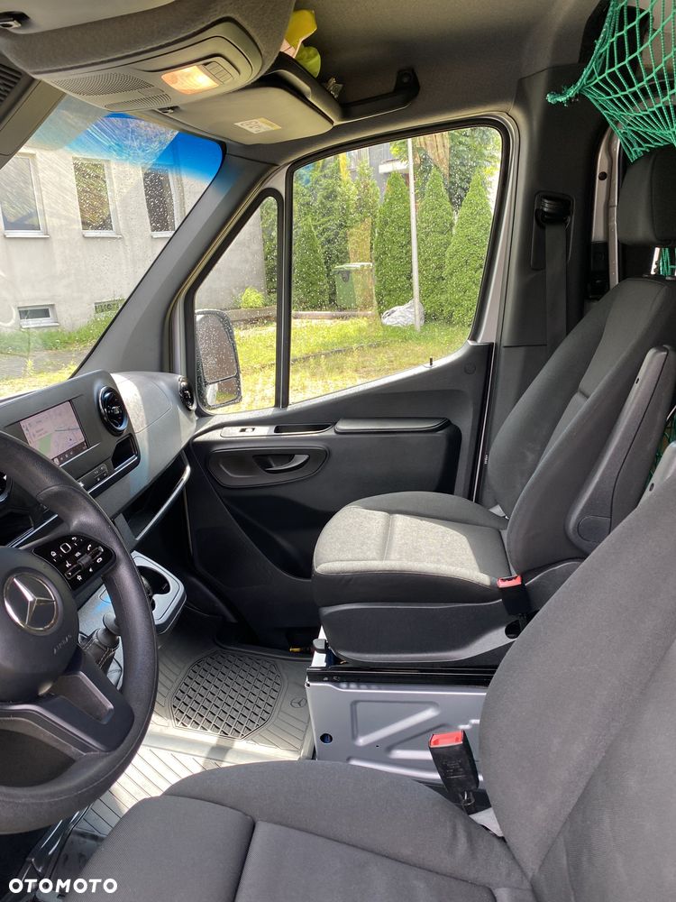 Mercedes-Benz Sprinter - 18