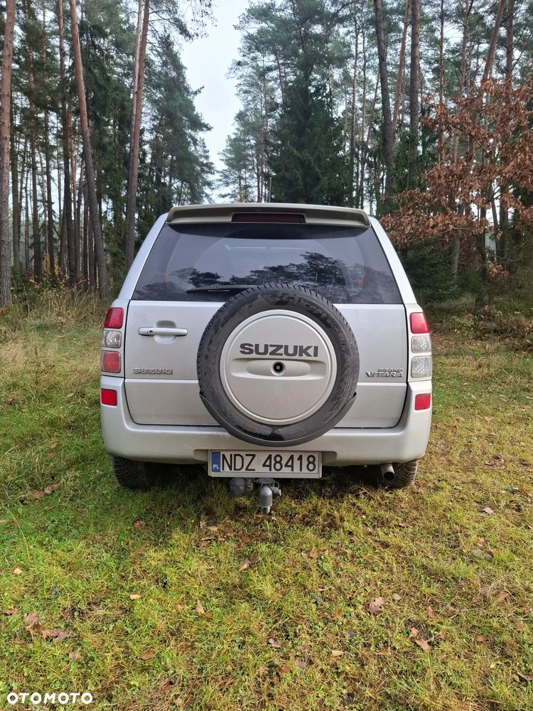 Suzuki Grand Vitara 2.0 Automatik Comfort - 4