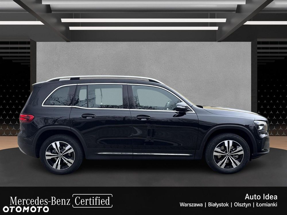 Mercedes-Benz GLB - 10