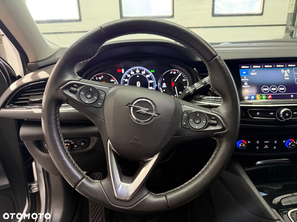 Opel Insignia 2.0 - 19