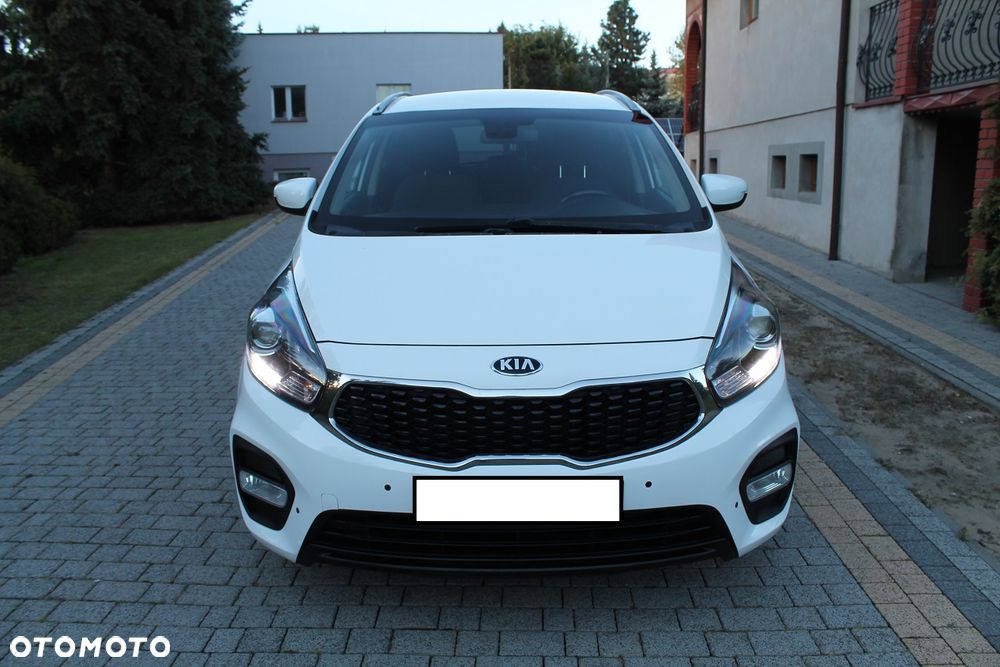 Kia Carens 1.7 CRDi M 7os EU6 - 26