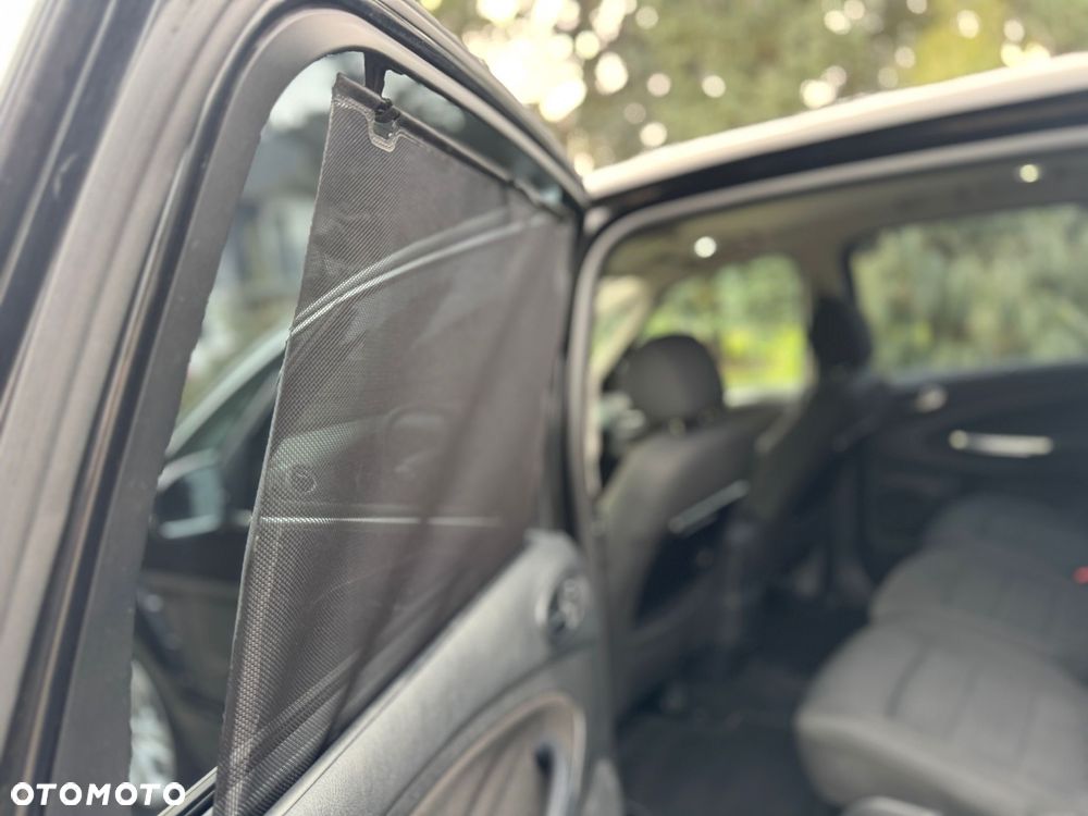 Ford S-Max 2.0 TDCi DPF Titanium - 15