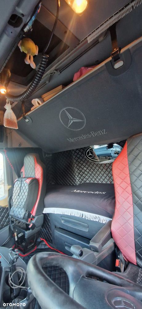 Mercedes-Benz Actros 1844 - 8