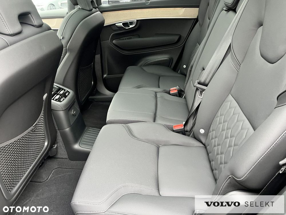 Volvo XC 90 - 37