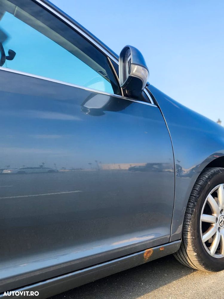 Volkswagen Jetta 1.6 Comfortline - 18