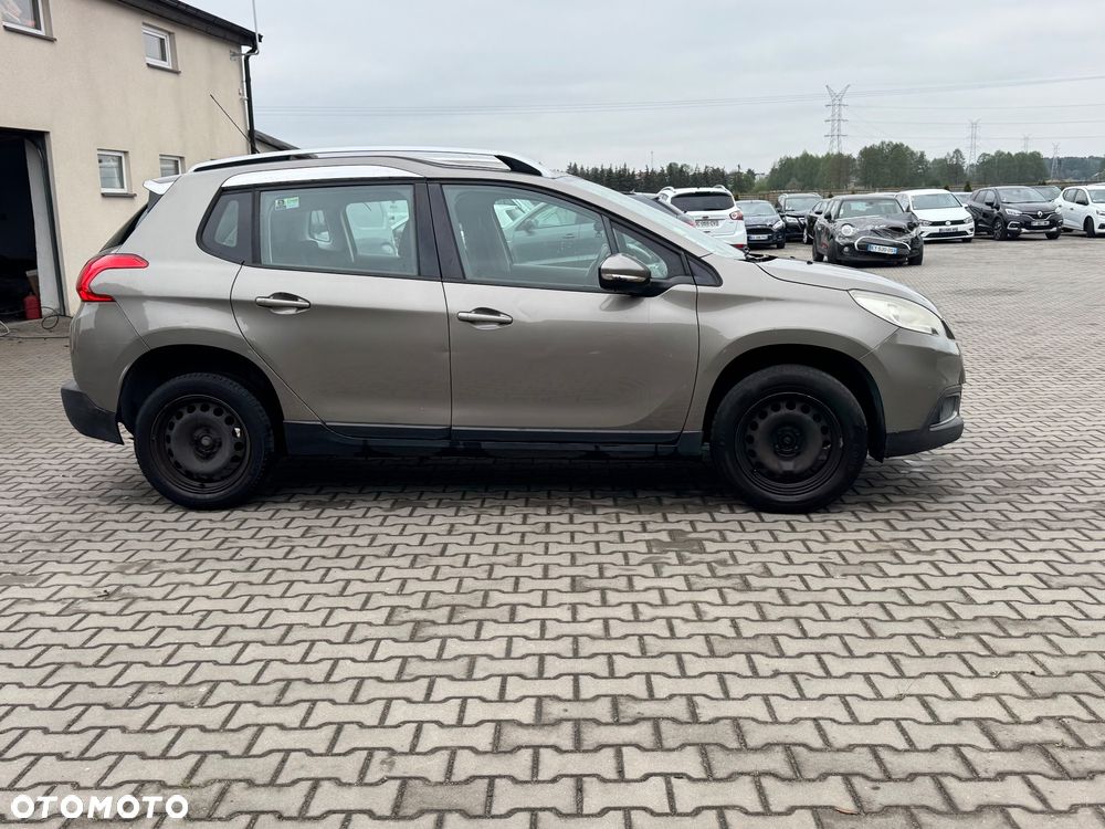 Peugeot 2008 PureTech 82 Style - 14