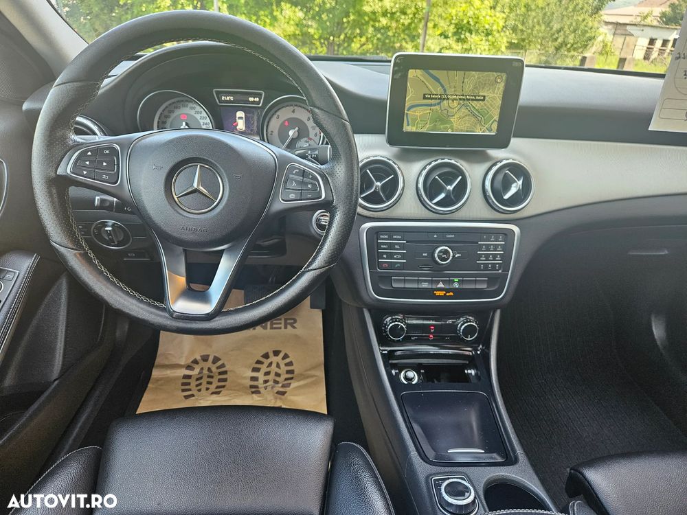 Mercedes-Benz CLA 200 d 7G-DCT AMG Line - 4