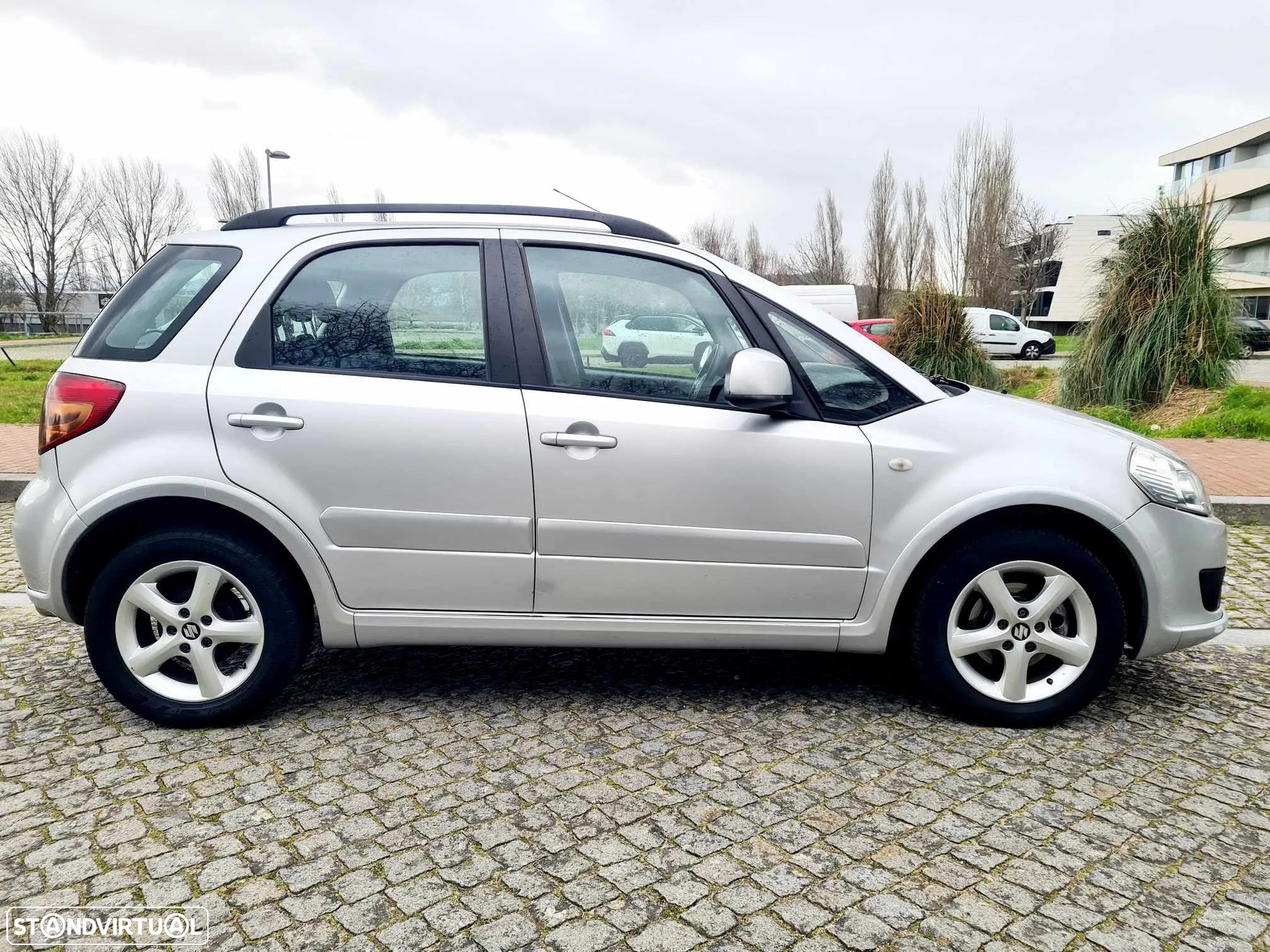 Suzuki SX4 1.6 DDiS GLA Outdoor Line - 7