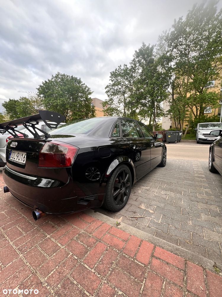 Audi A4 ver-1-8t - 9