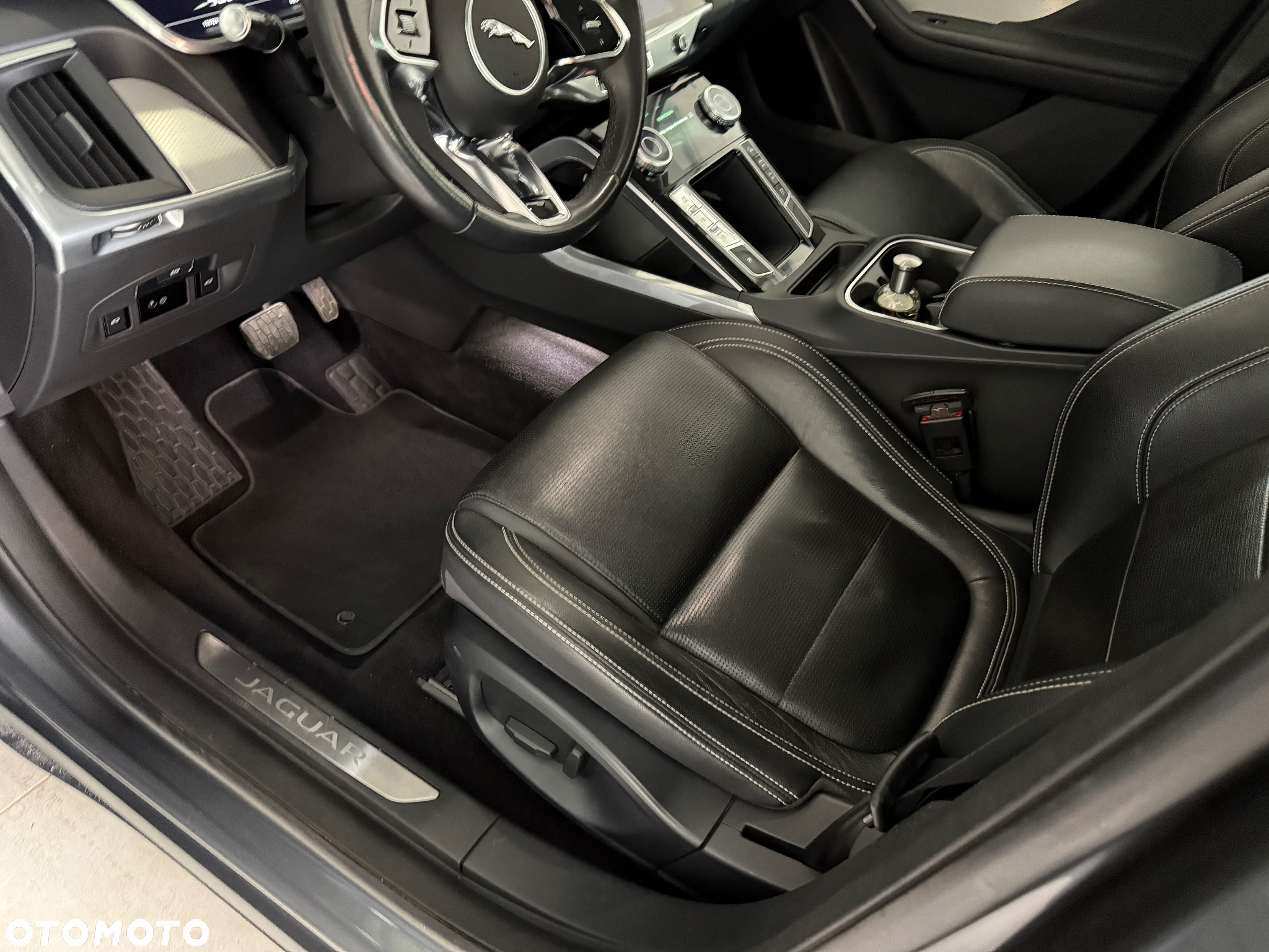 Jaguar I-Pace EV400 AWD SE - 24