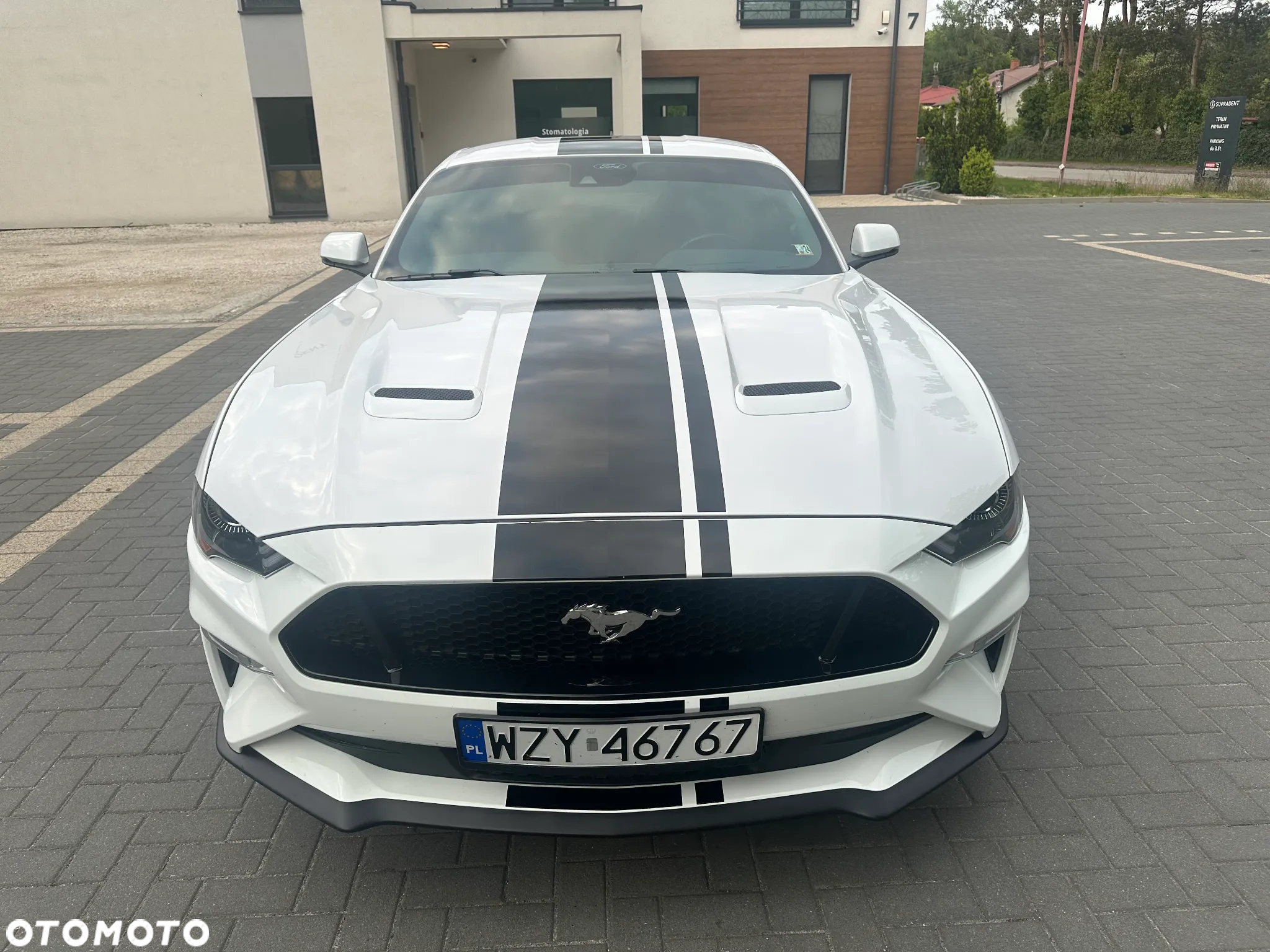 Ford Mustang 5.0 V8 GT - 4