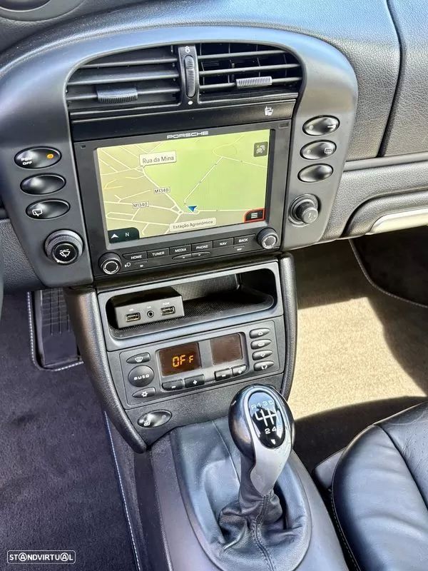 Porsche 911 (996) Carrera - 15