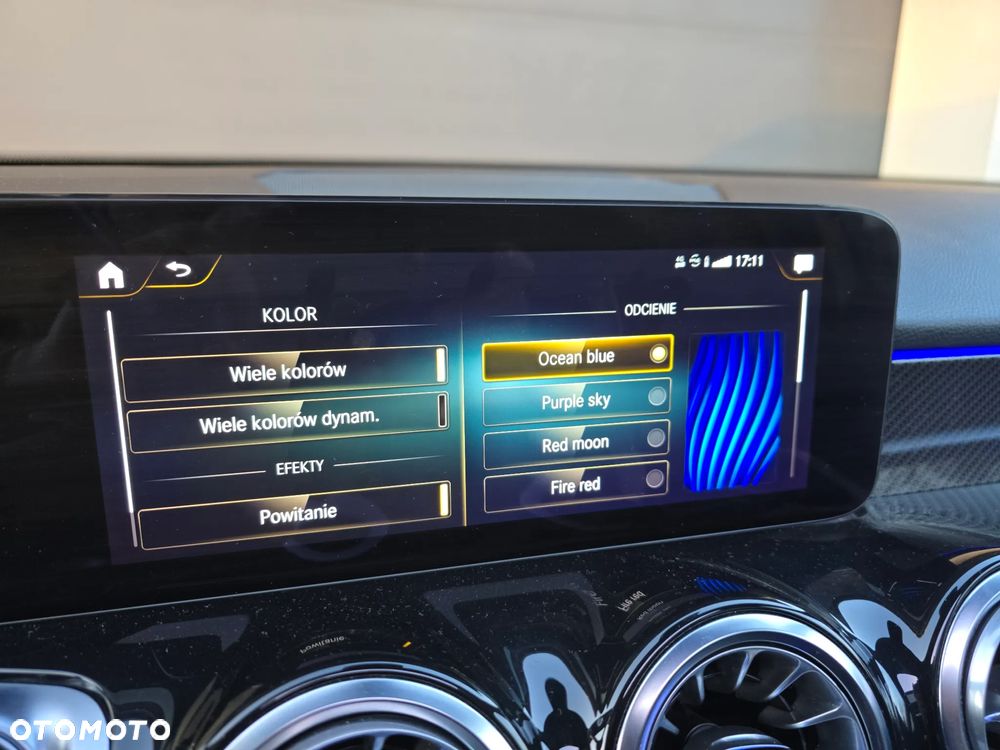 Mercedes-Benz GLB 200 d 4-Matic AMG Line 8G-DCT - 31