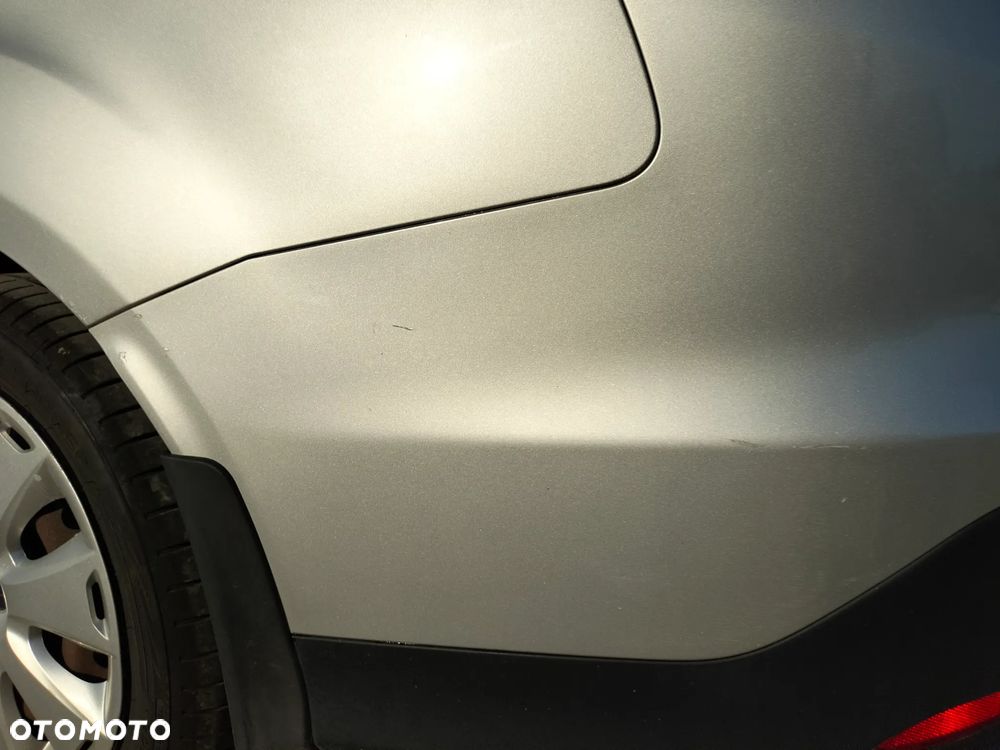 Ford Focus 1.6 TDCi Ambiente - 4