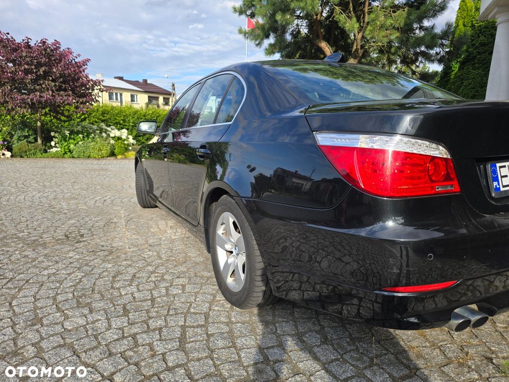 BMW Seria 5 523i - 15