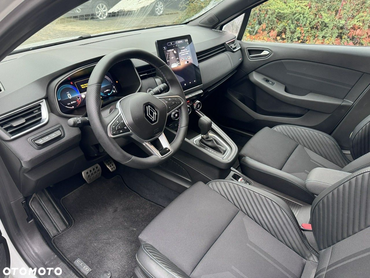 Renault Clio - 10