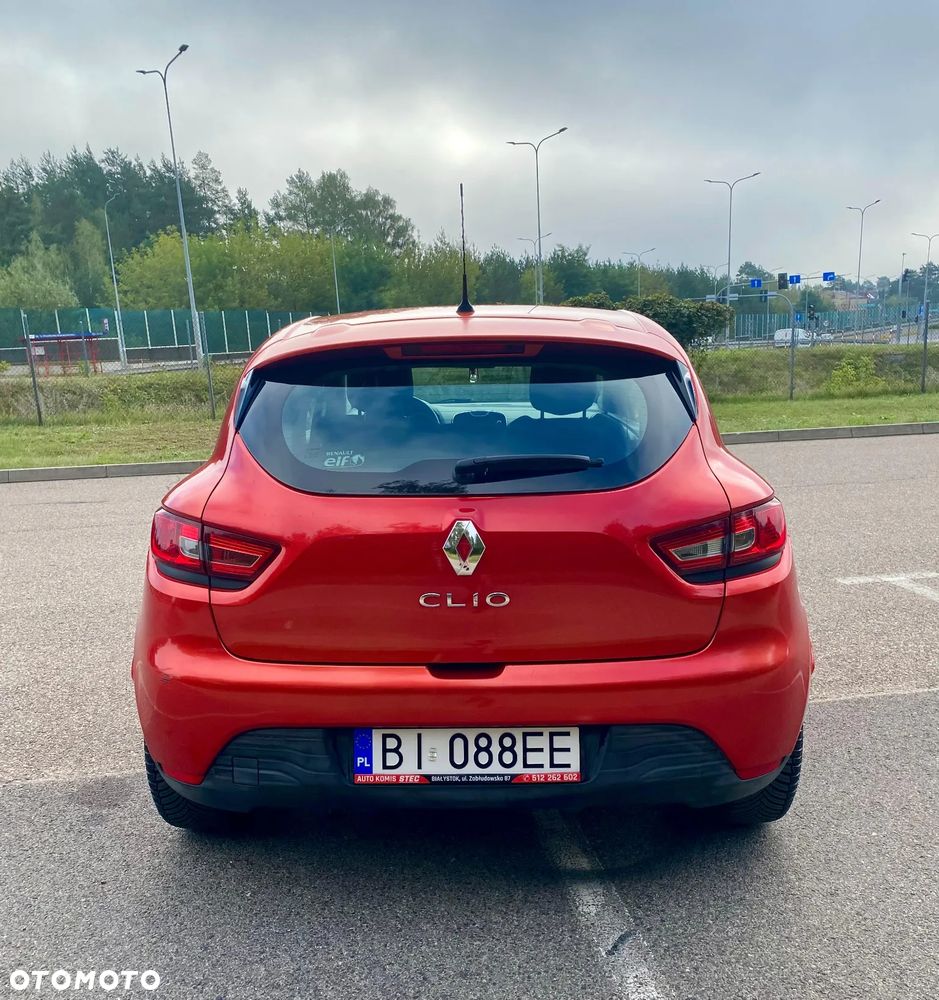 Renault Clio - 6