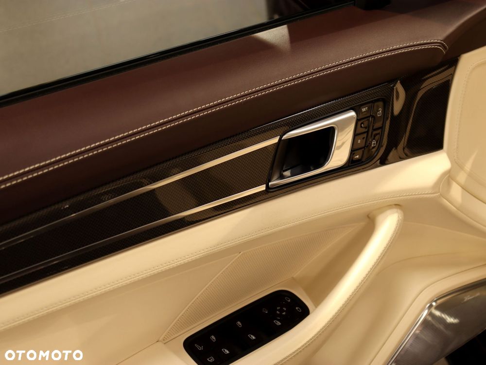 Porsche Panamera Turbo S E-Hybrid GPF - 22