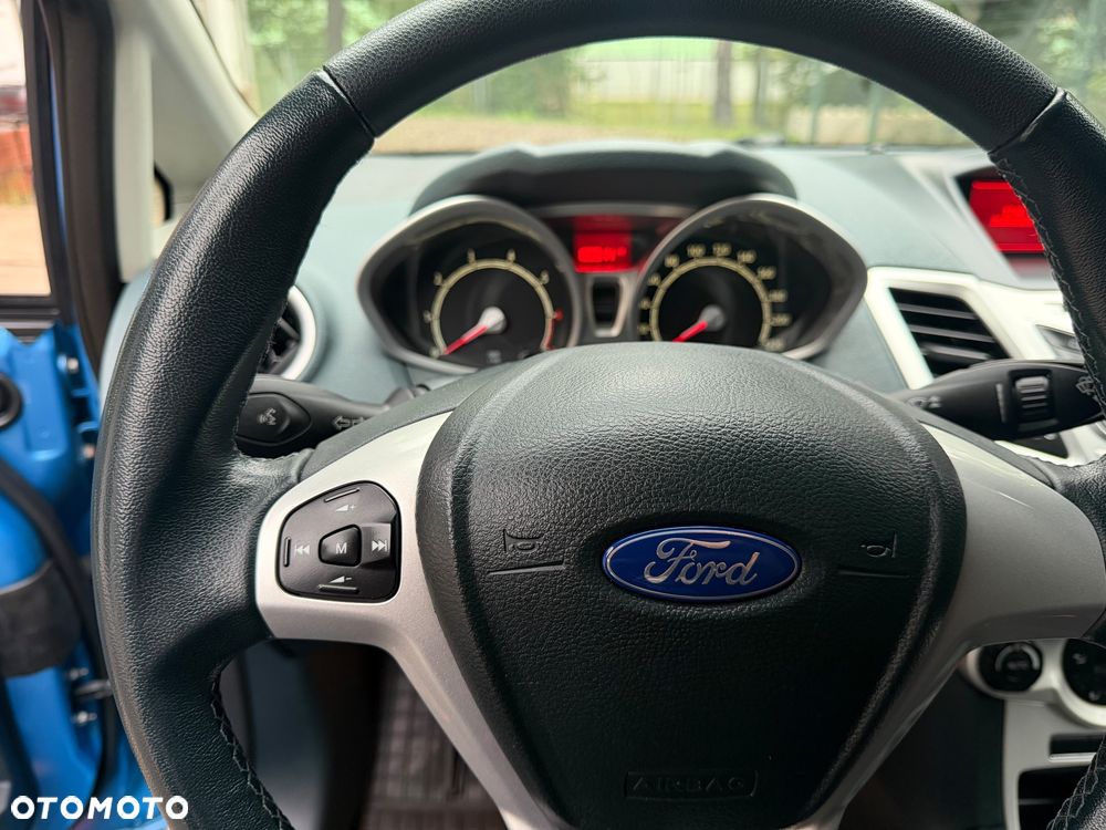 Ford Fiesta - 16