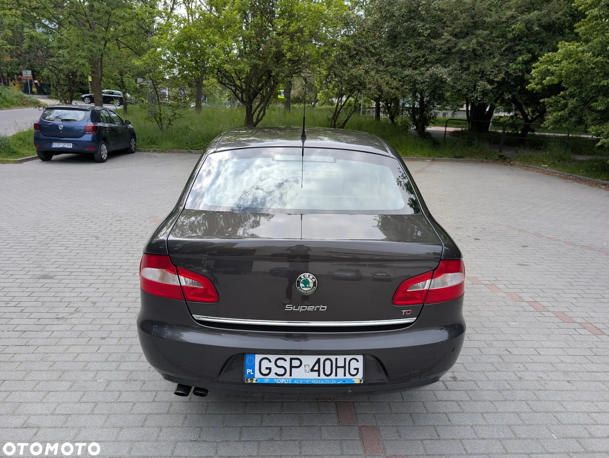 Skoda Superb 2.0 TDI Elegance DSG - 6