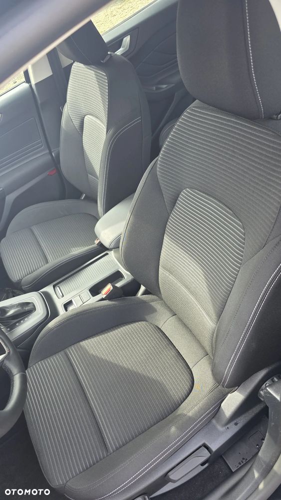 Ford Focus 1.0 EcoBoost Hybrid TITANIUM DESIGN - 11