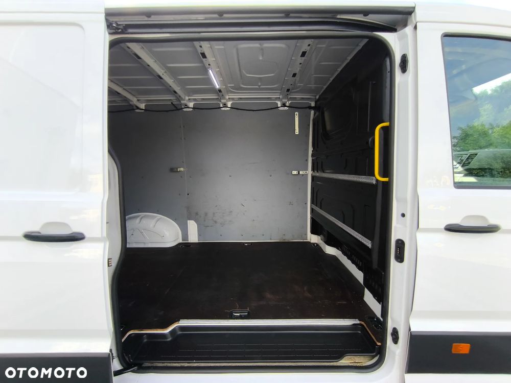 Volkswagen Crafter - 22