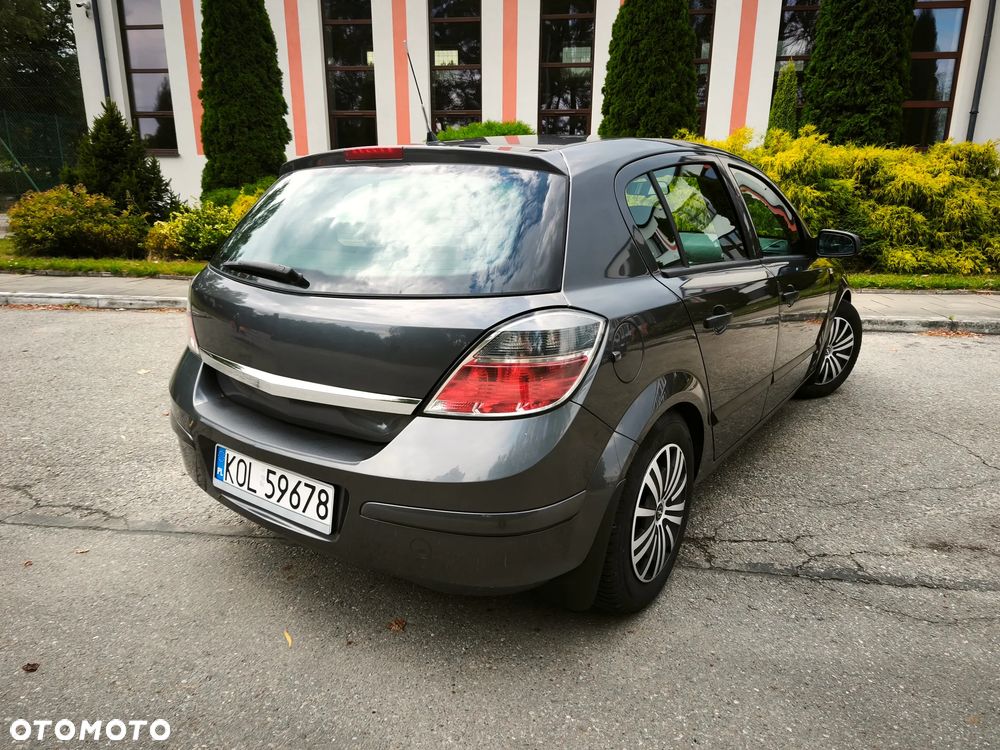 Opel Astra 1.6 Enjoy - 8