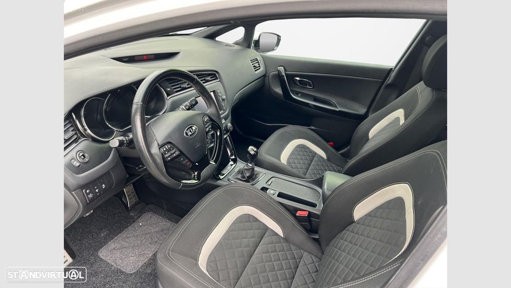 Kia Ceed SW 1.0 T-GDI GT Line - 9