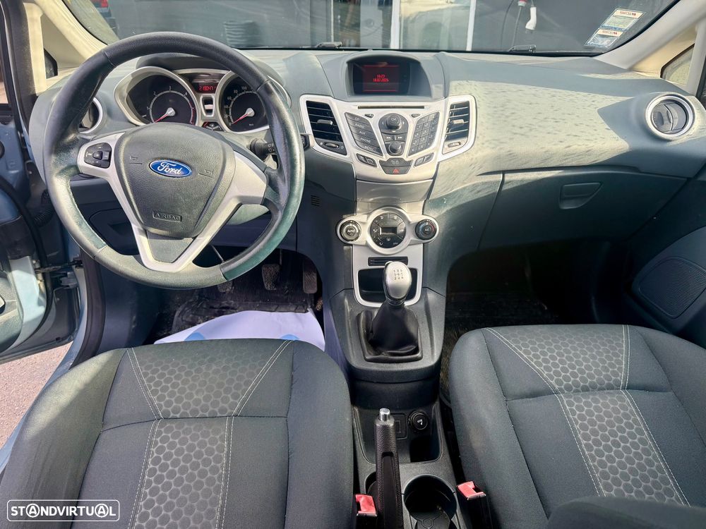Ford Fiesta 1.6 TDCI Titanium - 30