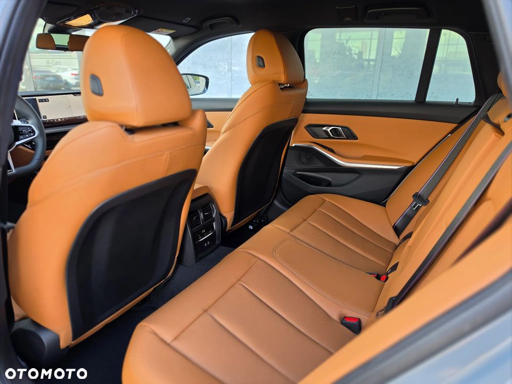BMW Seria 3 320d xDrive mHEV M Sport - 33