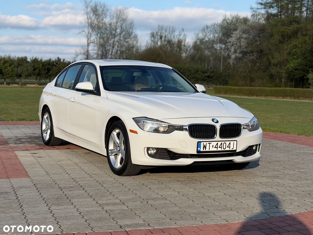 BMW Seria 3 328i xDrive Luxury Line - 2