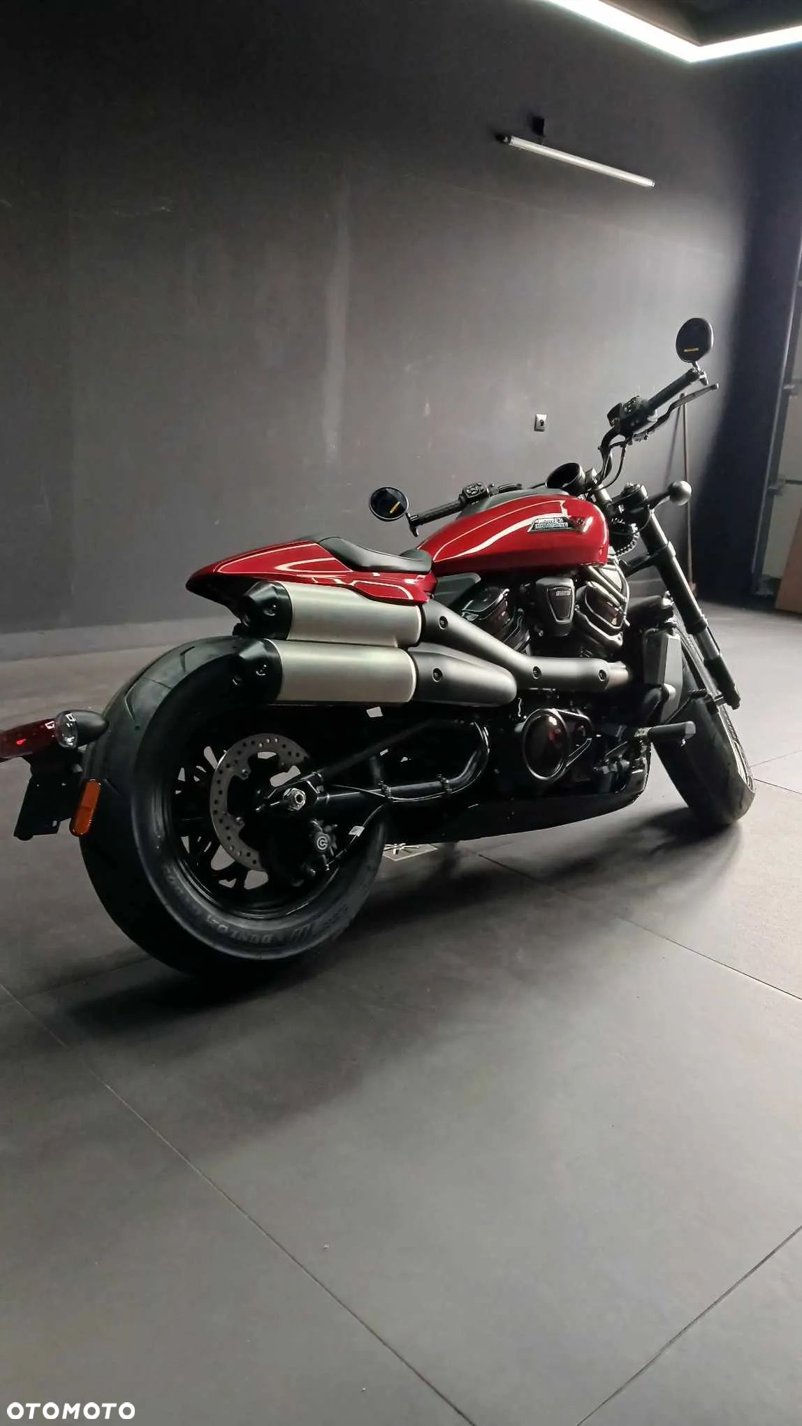 Harley-Davidson Sportster - 1