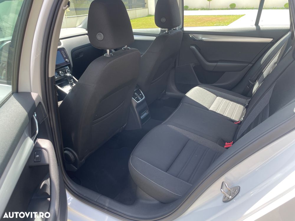 Skoda Octavia 1.6 TDI DSG Style - 13
