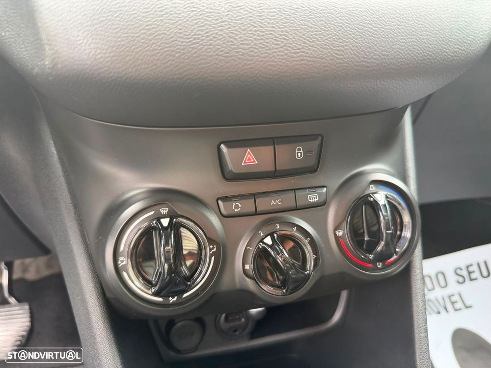 Peugeot 208 1.6 BlueHDi Style - 29