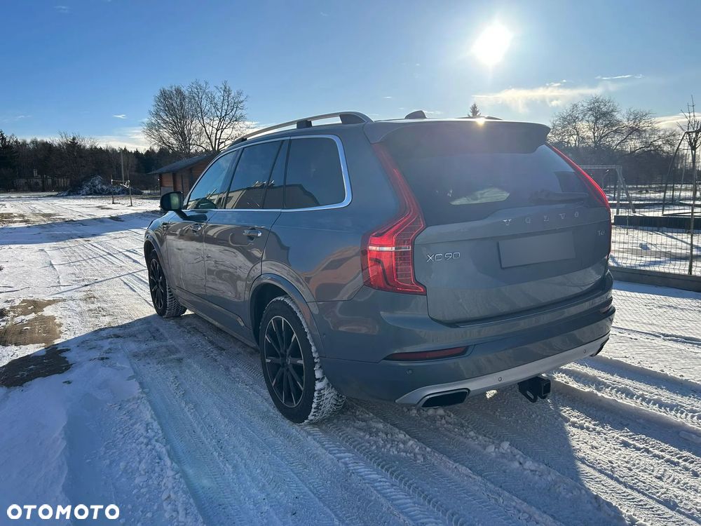 Volvo XC 90 T6 AWD Geartronic Momentum - 4