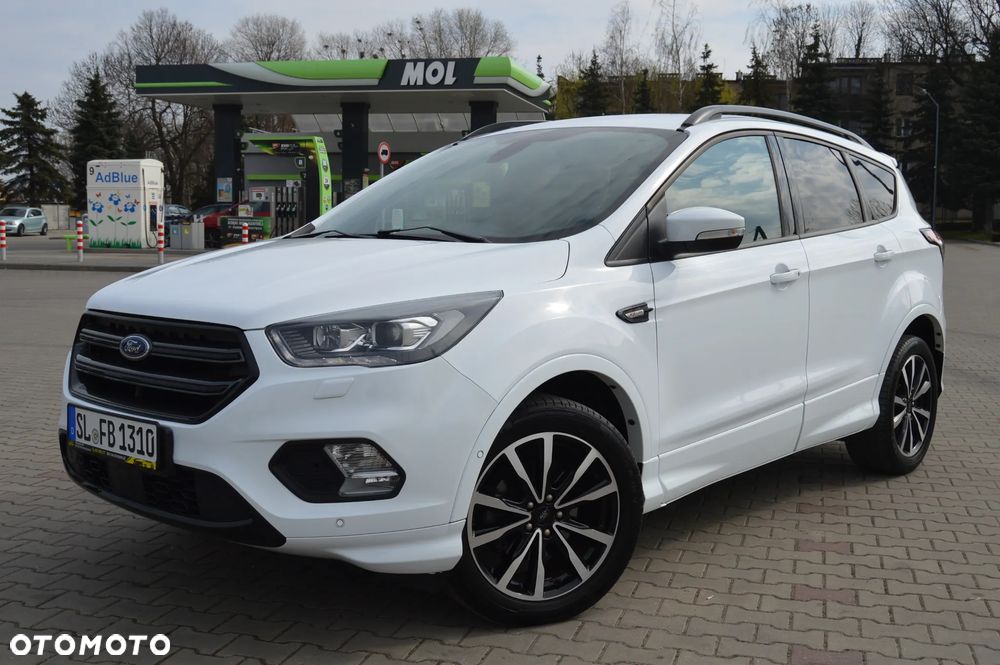 Ford Kuga 1.5 EcoBoost 2x4 ST-Line - 11