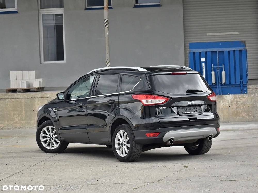 Ford Kuga - 10