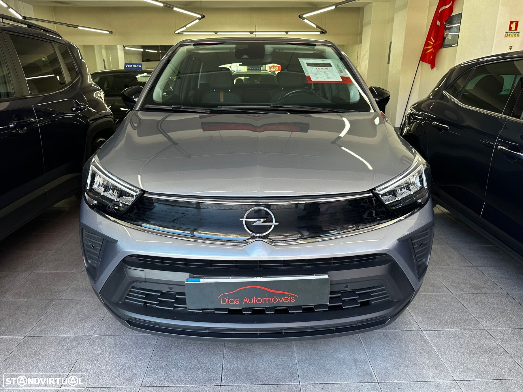 Opel Crossland 1.2 Business Edition - 2