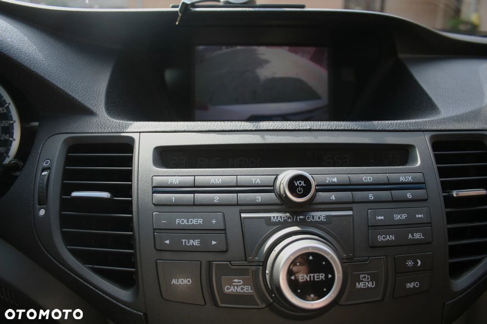 Honda Accord 2.0 Executive - 13