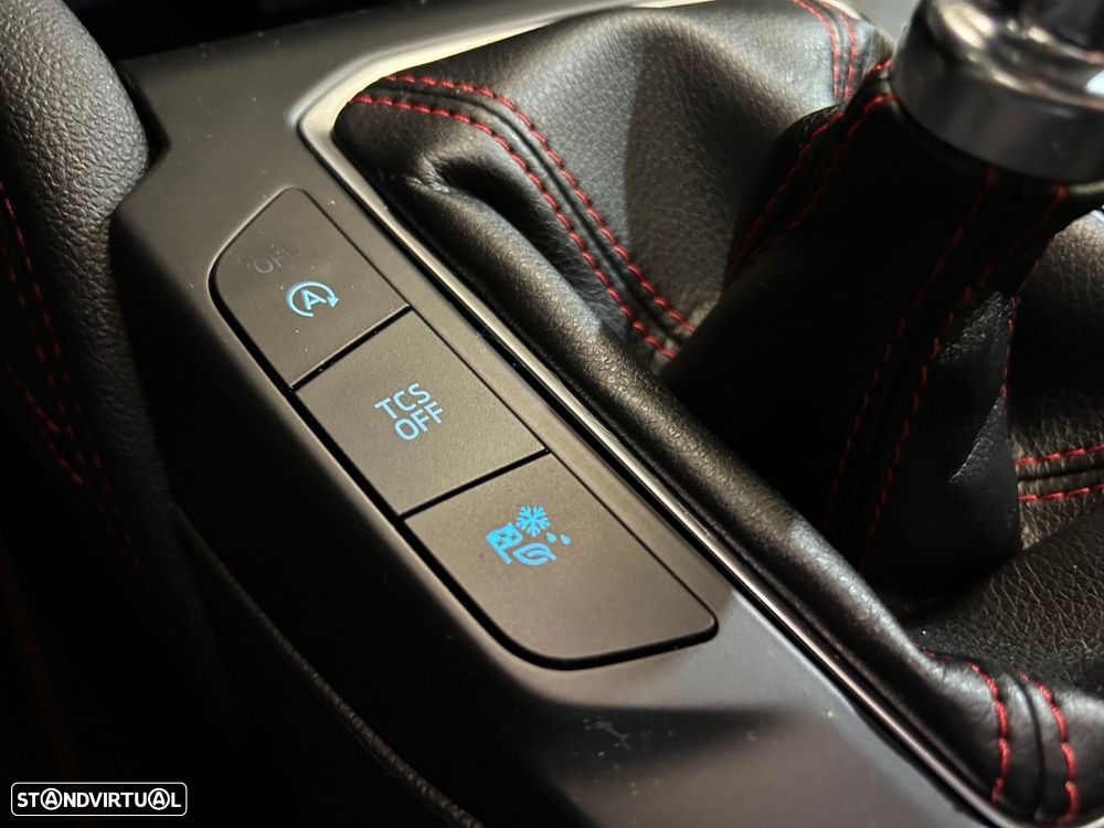 Ford Focus SW 1.0 EcoBoost MHEV ST-Line X - 34