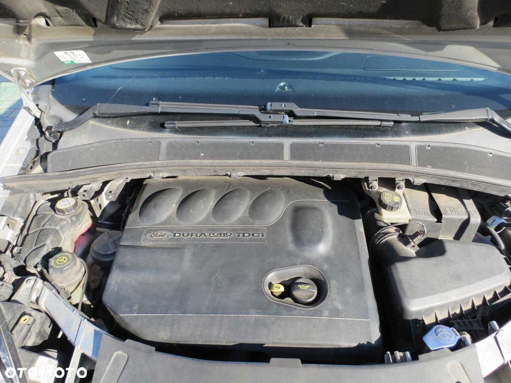 Ford S-Max - 8