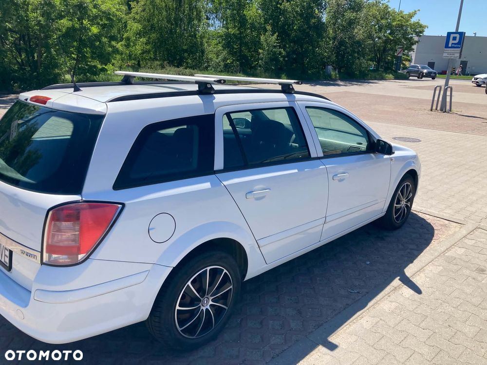 Opel Astra 1.7 CDTI Enjoy - 4